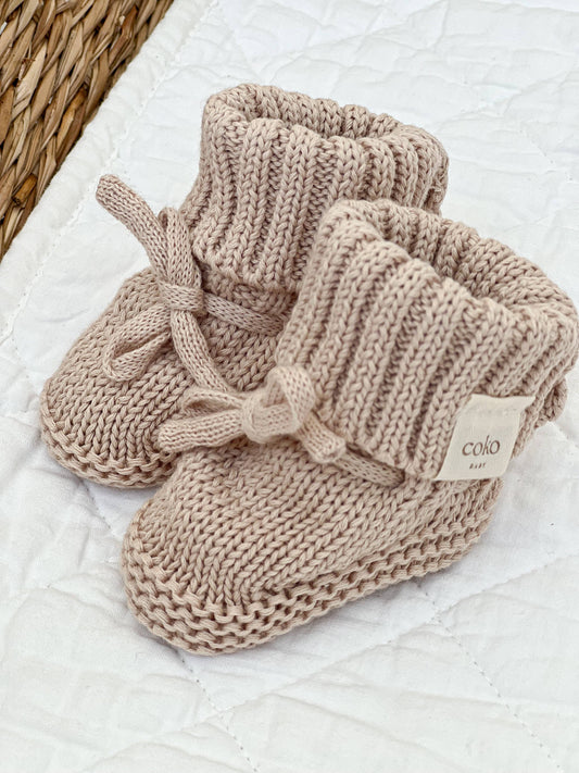 Heirloom Booties - Oat (0-4 months)